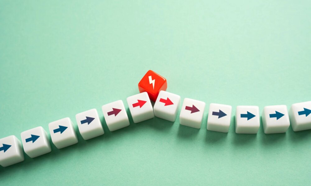 The factor that changes everything. A critical break. A sudden change in plans. A threat and a danger. Recover from the blow and get back on course. Severe stress. Withstand the blow.