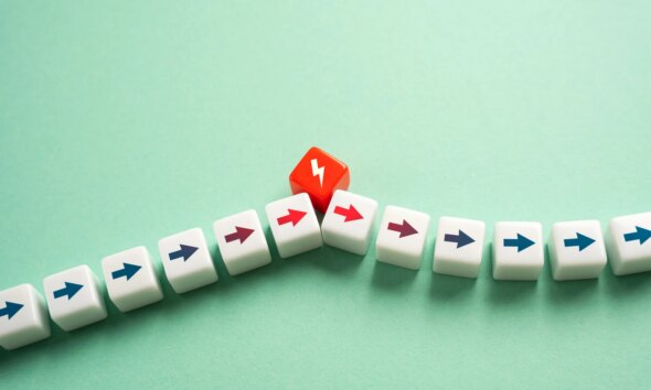 The factor that changes everything. A critical break. A sudden change in plans. A threat and a danger. Recover from the blow and get back on course. Severe stress. Withstand the blow.