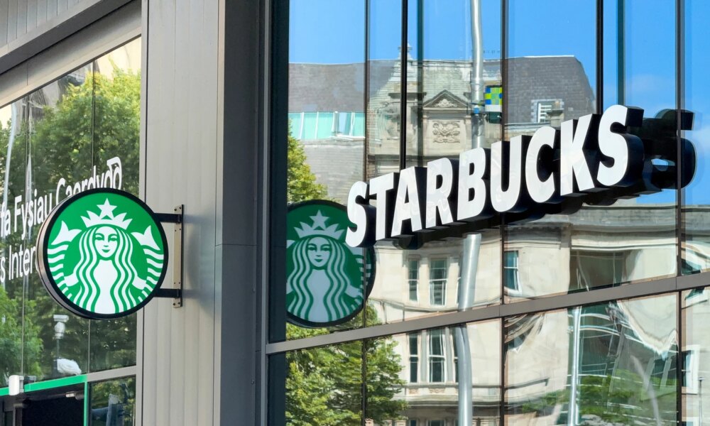 Starbucks: China Sale And U.S. Comps Improvement Are Encouraging (Rating Upgrade)