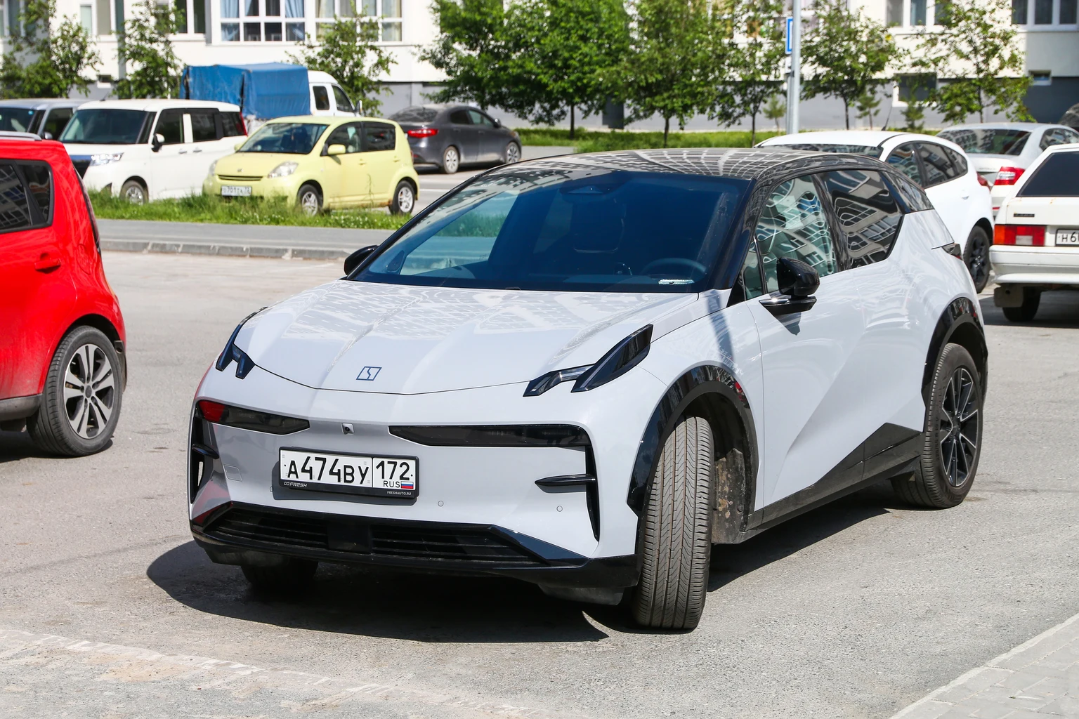 Geely Continues Forward With NEVs While Other Giants Slow Down (GELYF)