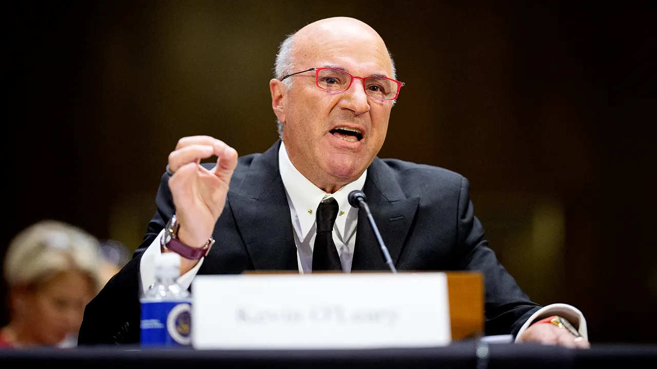 Kevin O’Leary warns Canada over China ties as Trump threatens 100% tariff