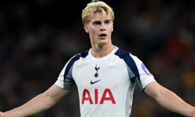 Lucas Bergvall in action for Tottenham Hotspur