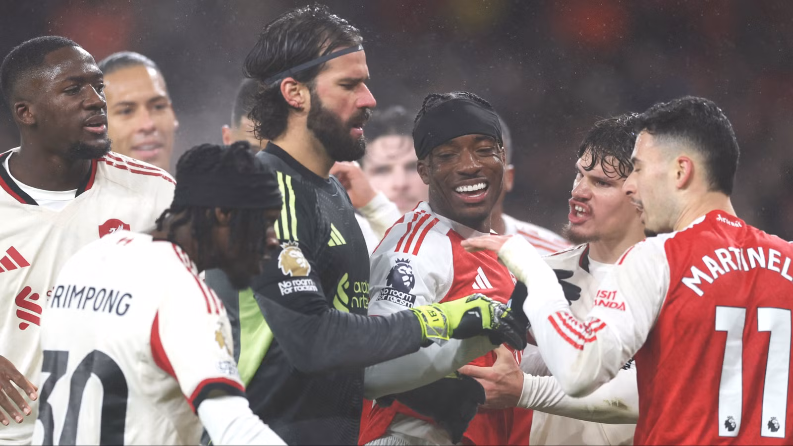 Roy Keane and Gary Neville Slam ‘Idiot’ Gabriel Martinelli