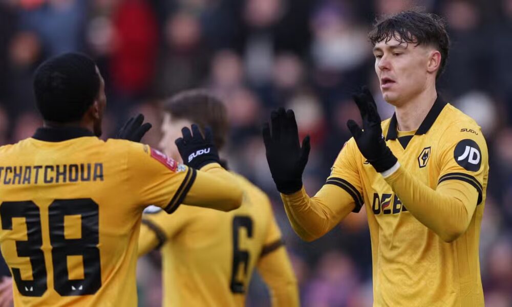 jorgen-strand-larsen-wolves