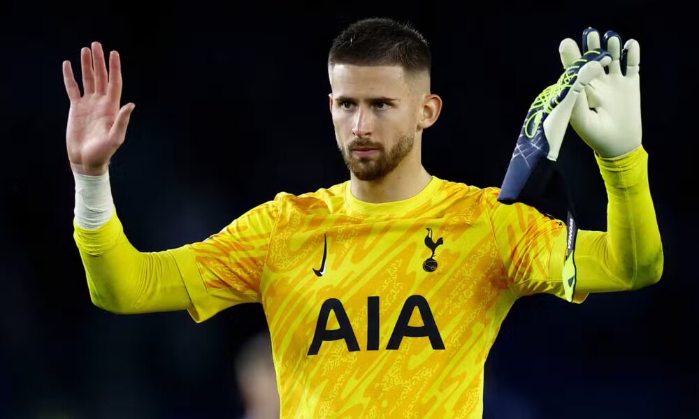 Guglielmo Vicario apologising to the Tottenham Hotspur supporters