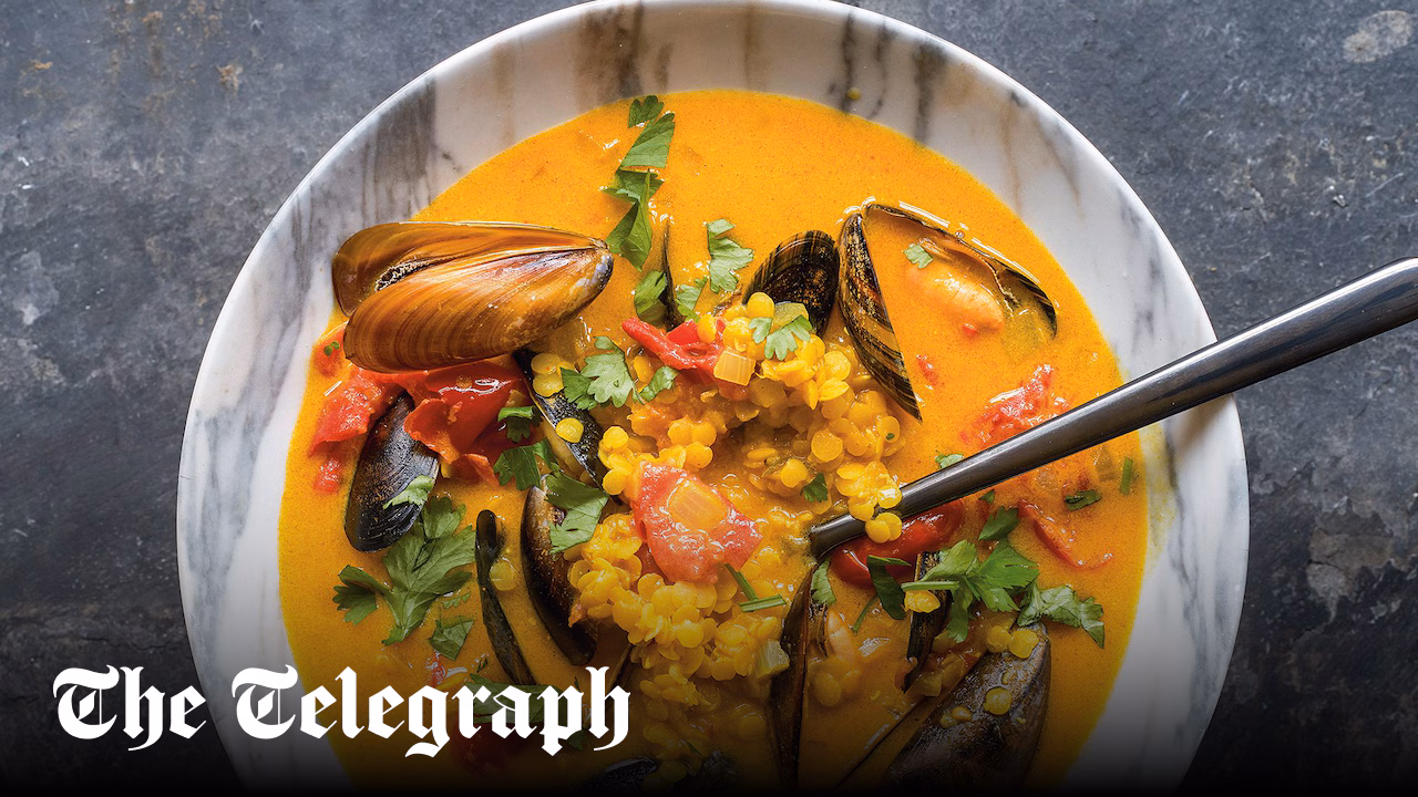 Indian-spiced mussel, coconut and lentil soup