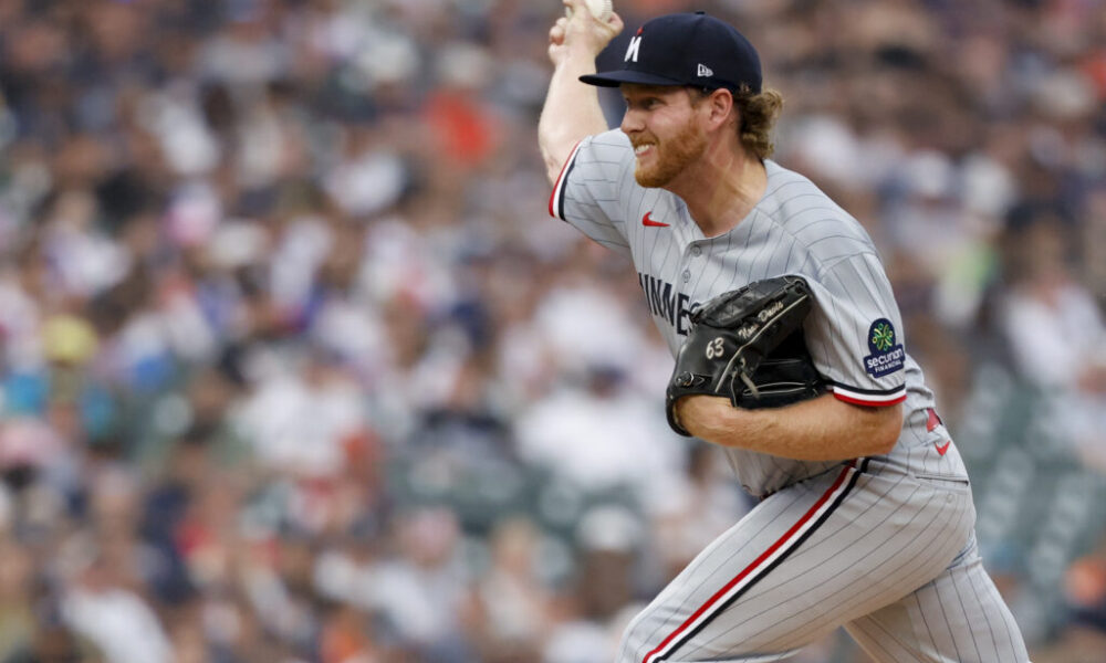 Pirates Sign Noah Davis To Minor League Deal