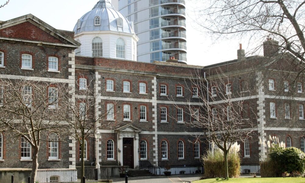 Historic buildings at Royal Navy's HMNB Portsmouth and around dockyard "at risk" of decaying - pictures