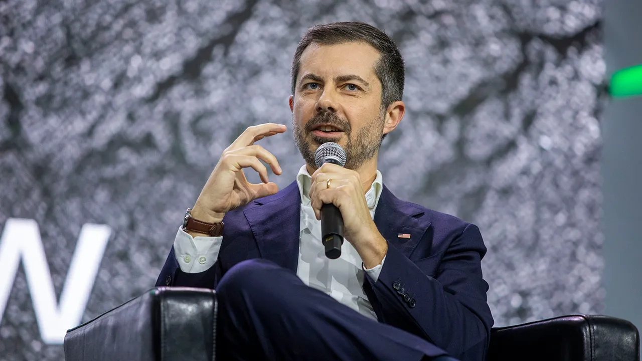 Pete Buttigieg slams Trump over reported Ford factory gesture to autoworkers