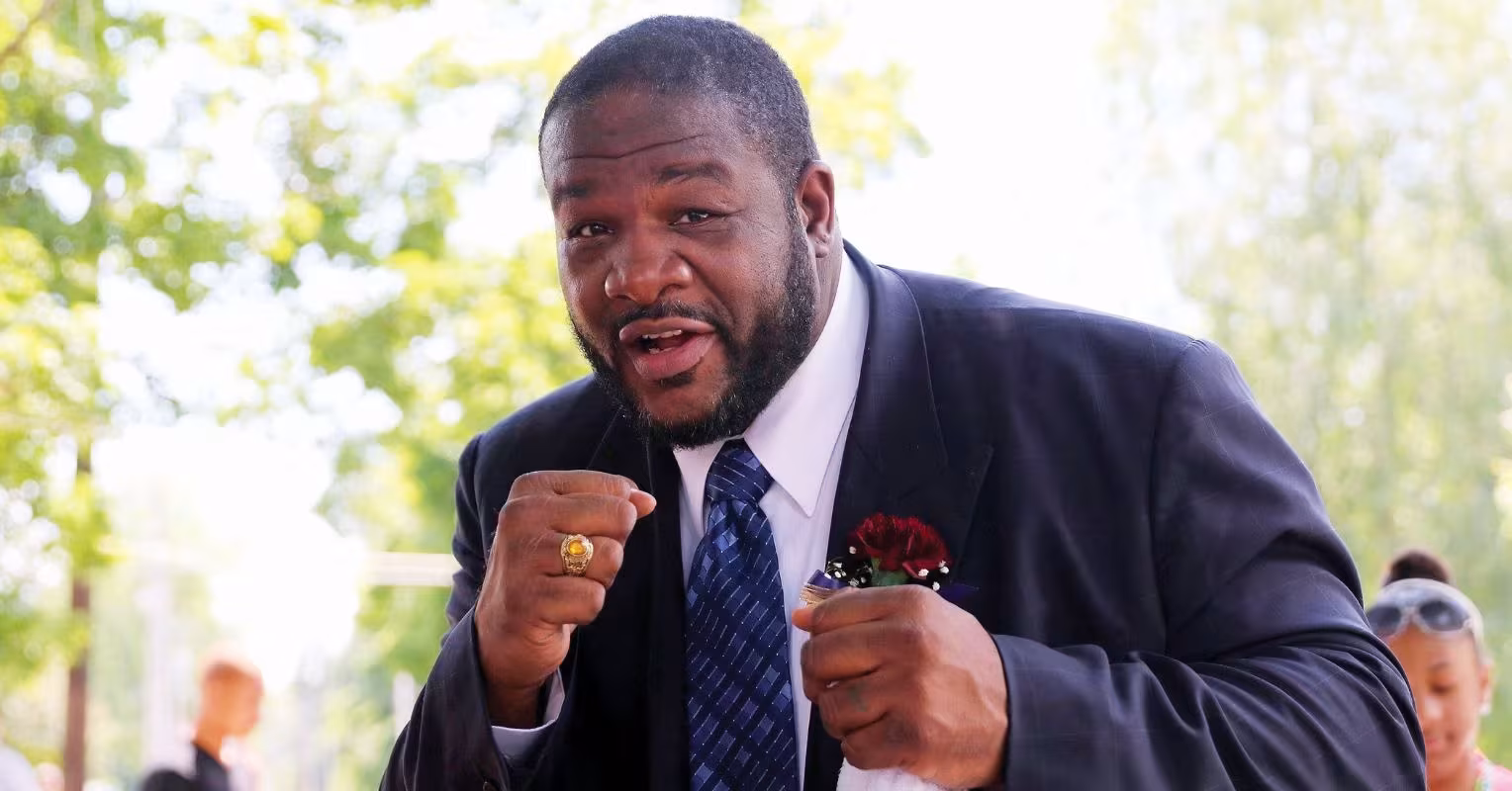 Riddick Bowe says one man stands alone as the greatest heavyweight ever