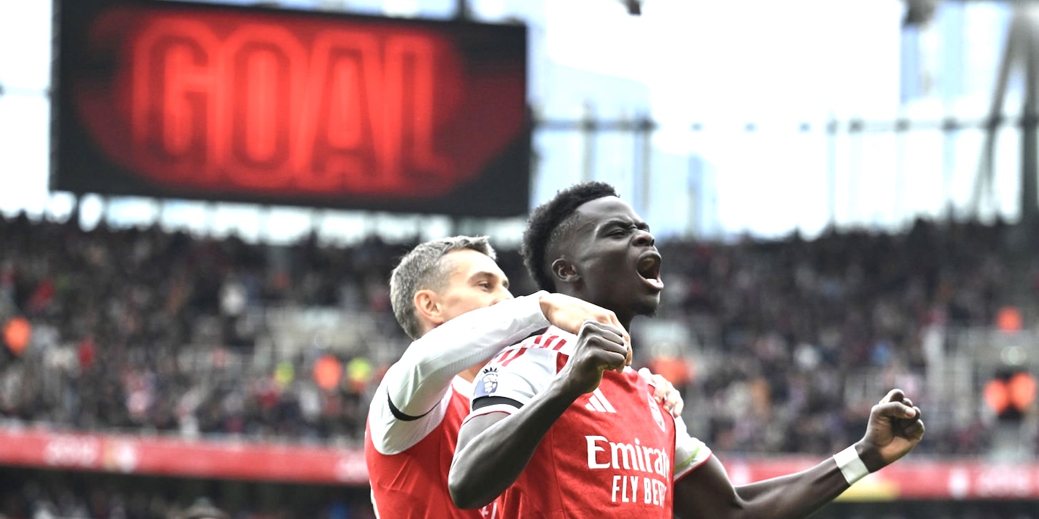 Arsenal 2-0 West Ham: Rice and Saka send Gunners top