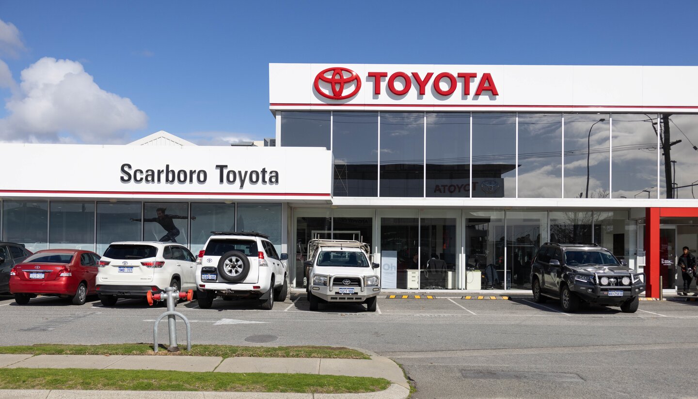 WA lifts December car market