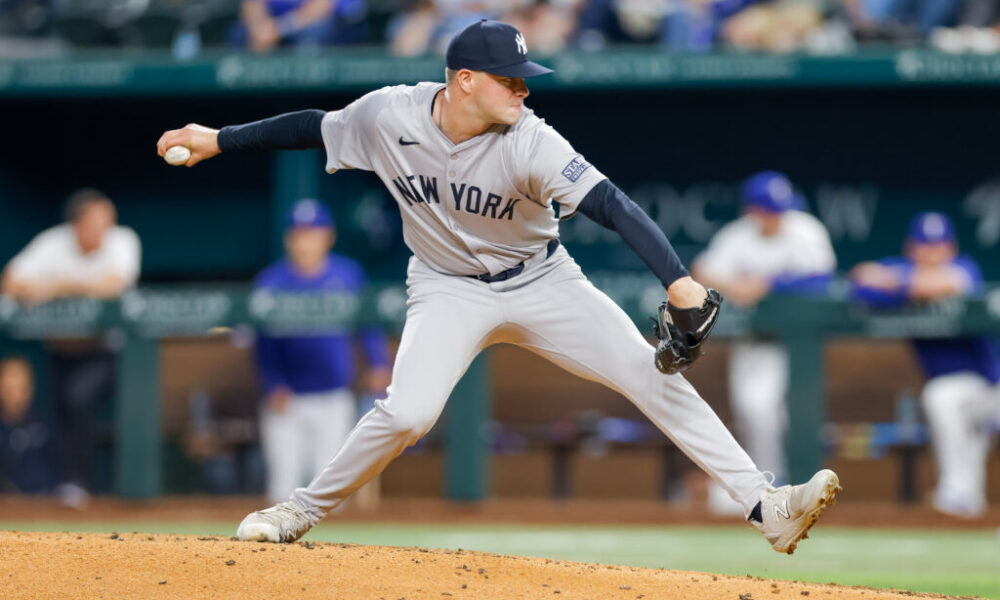 Tigers Sign Scott Effross To Minor League Contract