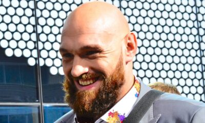 Tyson Fury announces April comeback date
