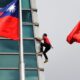 Alex Honnold during his climb of the Taipei 101 skyscraper. Pic: AP