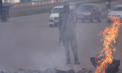 Uganda election descends into deadly violence as President Yoweri Museveni looks to cling to power | UK News