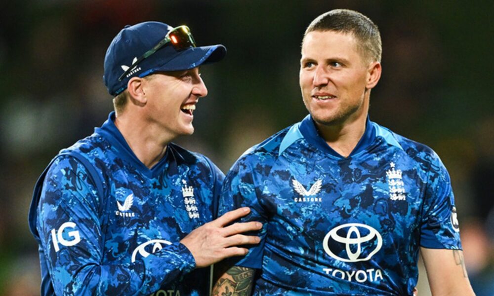 Harry Brook and Brydon Carse have been retained by Sunrisers Leeds for the 2026 edition of The Hundred