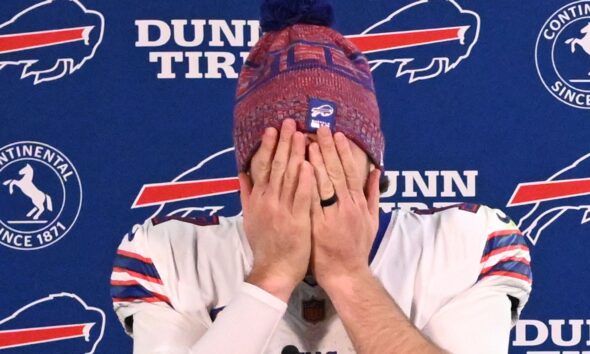 Allen emotional after Bills loss: 'I let my team-mates down'