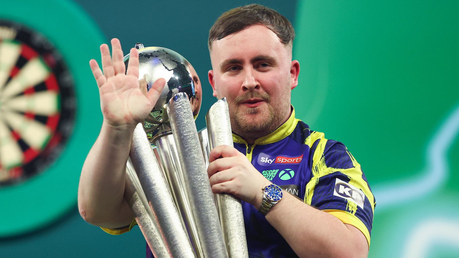 World Darts Championship: Wayne Mardle says it's up to players to rise and 'get stuck into Luke Littler' | Darts News