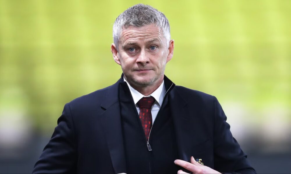 4-2-3-1 "genius" dreaming of becoming Man Utd boss