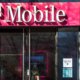 T-Mobile pokes fun at Verizon during widespread service outage