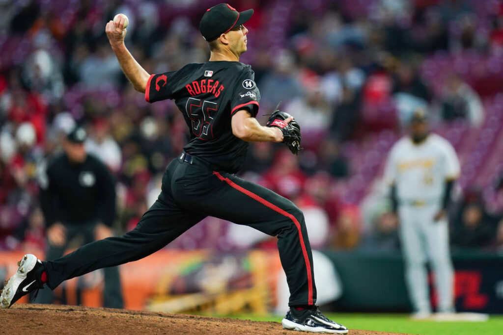 Twins To Sign Taylor Rogers