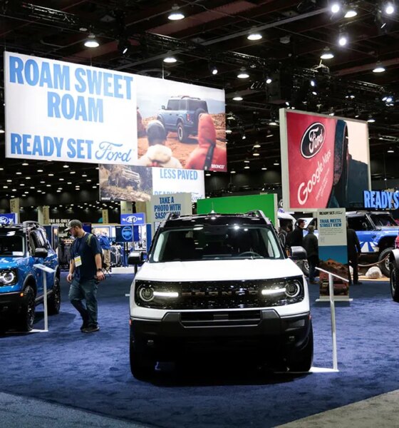 Trump officials press for lower car prices during Midwest auto industry tour