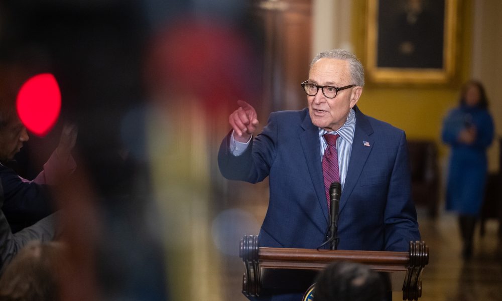 New polling memo urges Senate Dems to ‘play hardball’ on ICE