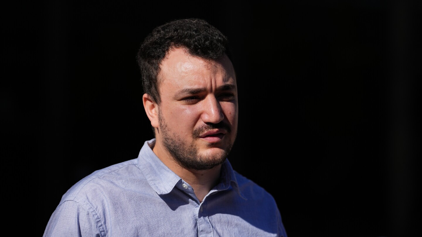 Court reverses decision that freed pro-Palestinian activist Mahmoud Khalil