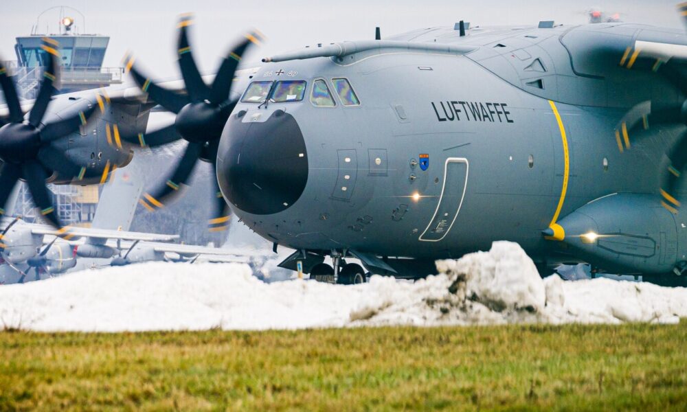 European troops arrive in Greenland as Denmark talks with US