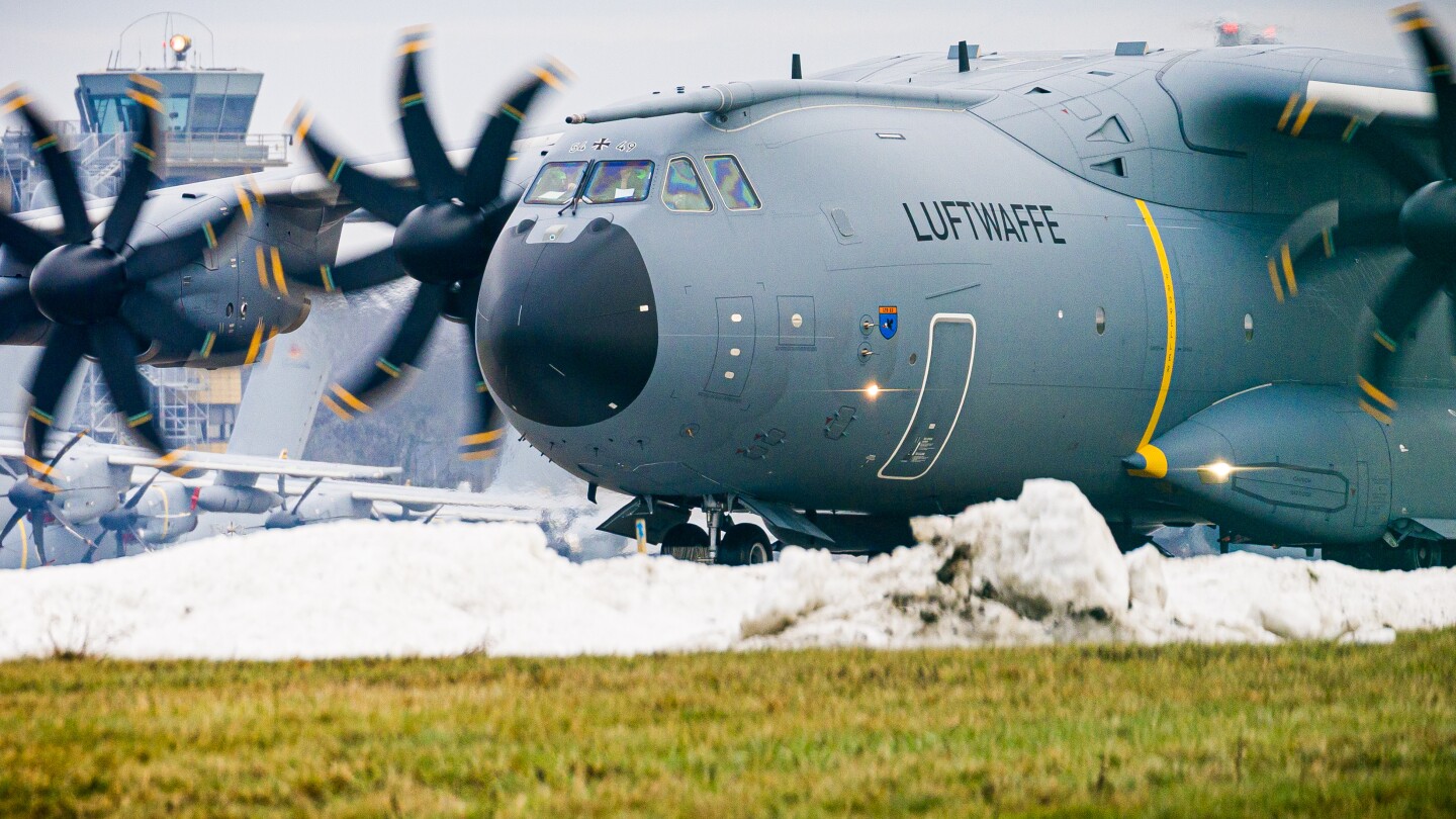 European troops arrive in Greenland as Denmark talks with US