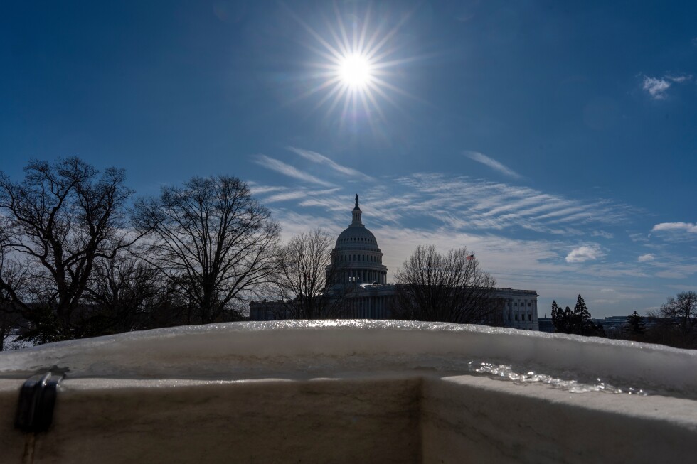 Senate leaders scramble to avert partial government shutdown