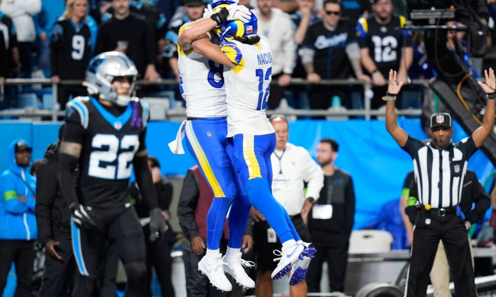 Stafford's late TD pass to Parkinson lifts the Rams past the Panthers 34-31