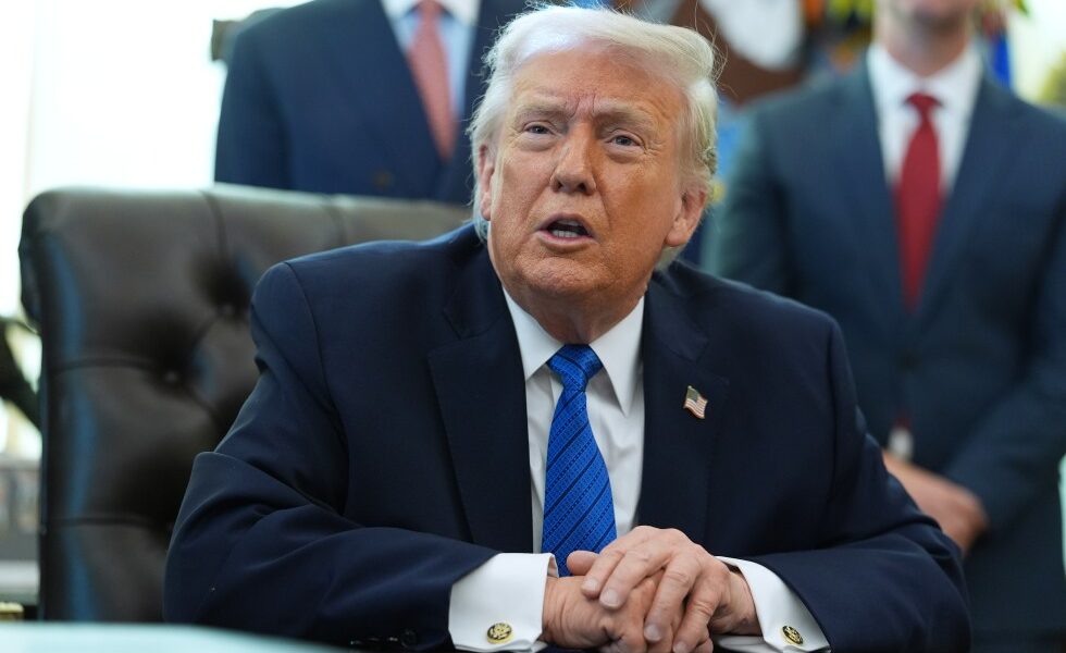 Trump's dealmaking with Democrats signals change from last shutdown