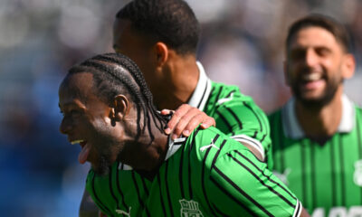 SASSUOLO, ITALY - SEPTEMBER 28: Ismael Kone of Sassuolo celebrates scoring his team