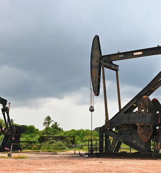 Trump Venezuela oil policy shows early effects as exports resume to markets