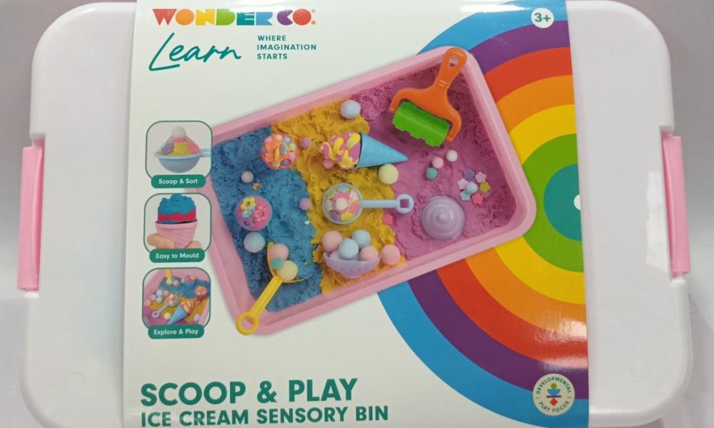 Wonder Co Scoop & Play Ice Cream Sensory Bin