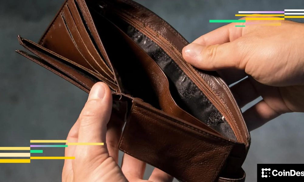 EY warns firms they must own the wallet to keep their customers