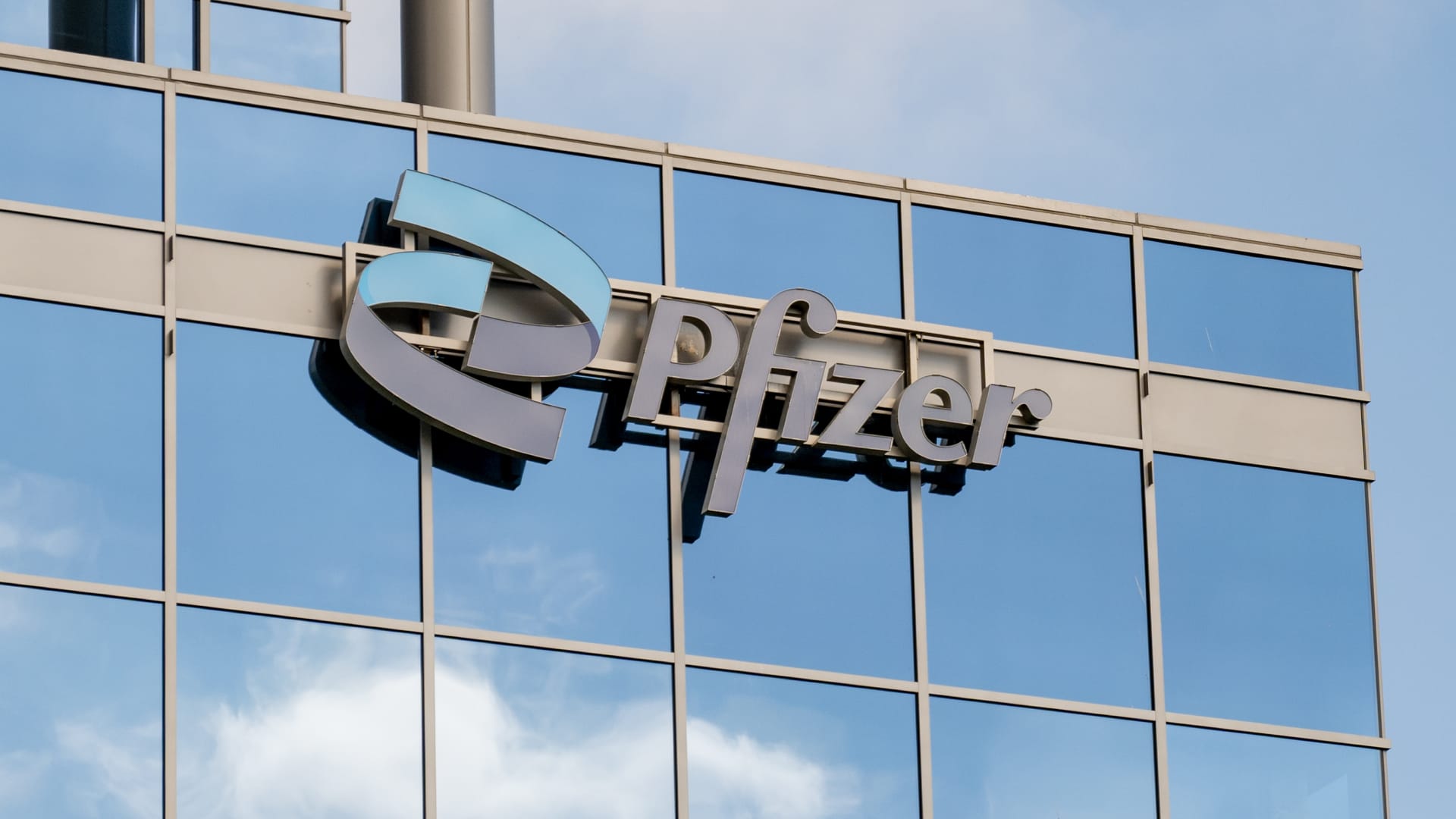 Pfizer's monthly obesity injection drove shows promise in trial