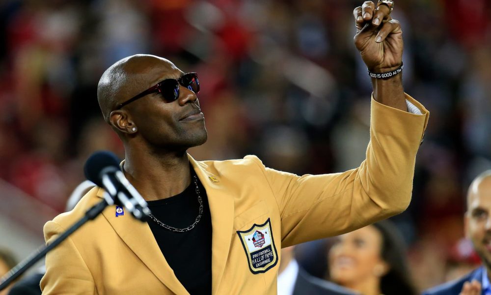 Terrell Owens on Bill Belichick, Robert Kraft snubs