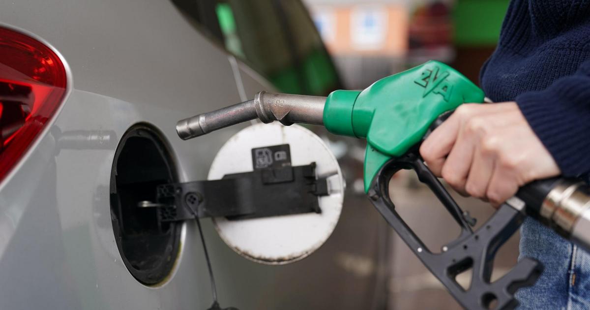 Where is the cheapest place in County Durham to fill up your car?