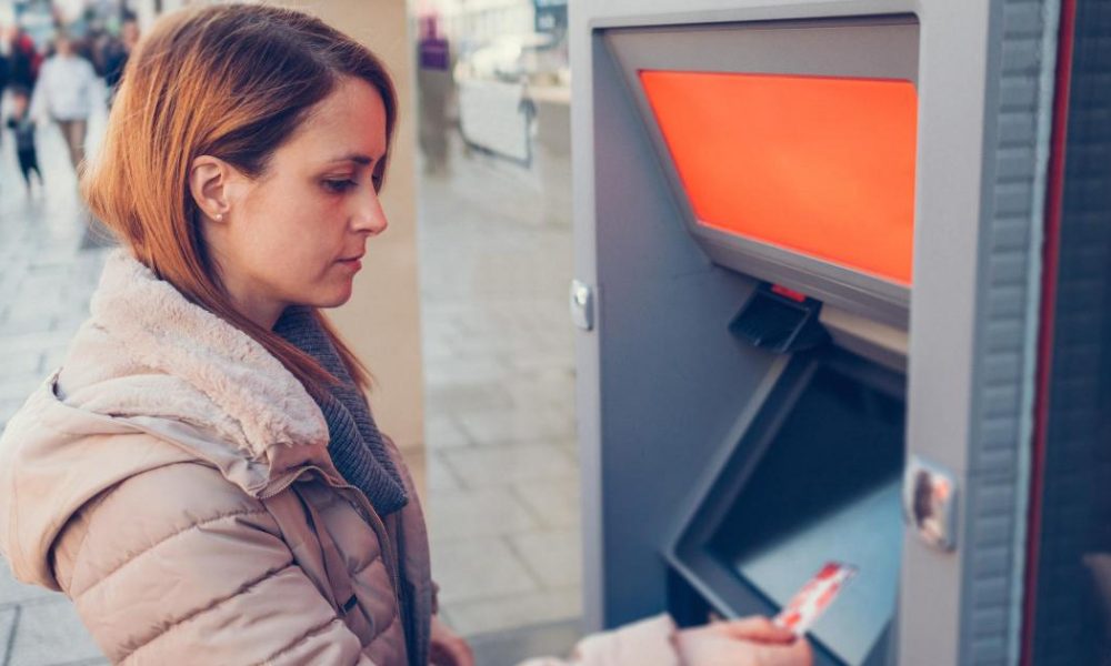 Lloyds and Halifax bank branches to close in February 2026