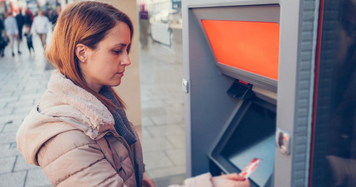 Lloyds and Halifax bank branches to close in February 2026
