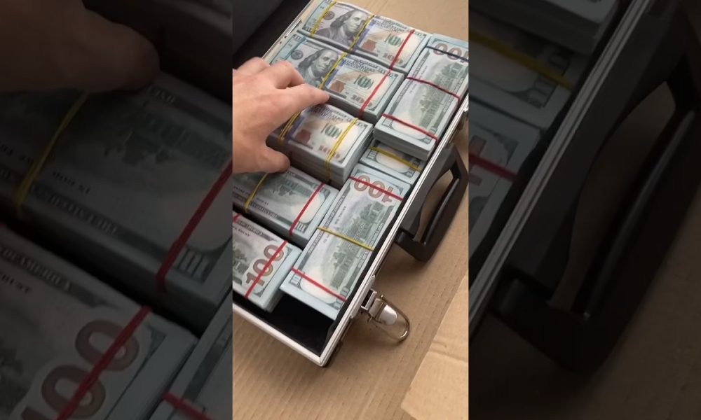 #money #motivation #dollars #afirmation