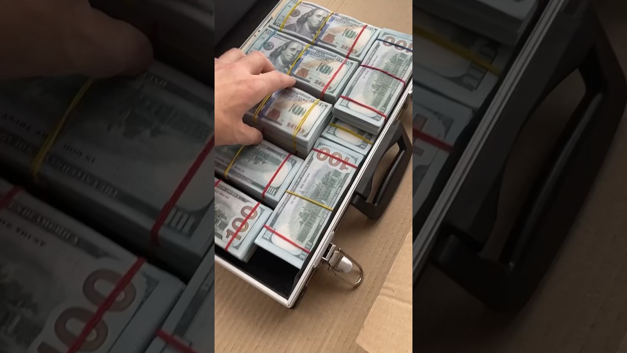 #money #motivation #dollars #afirmation