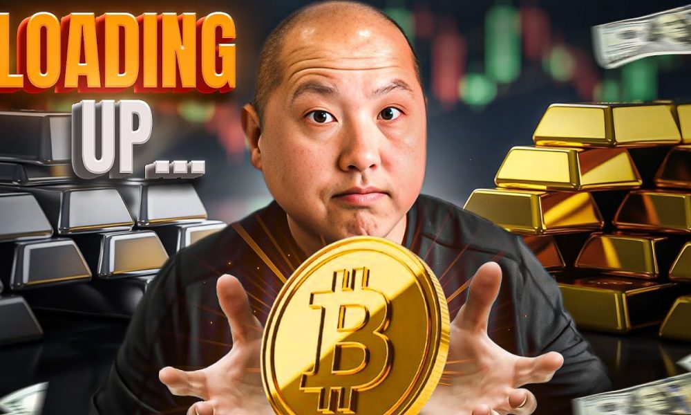 Smart Money Is Loading Up On Bitcoin, Gold and Silver