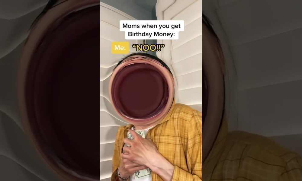 Moms with Birthday Money #TheManniiShow.com/series
