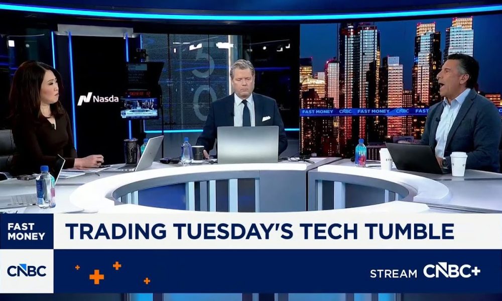 'Fast Money' traders talk the tumble in Big Tech