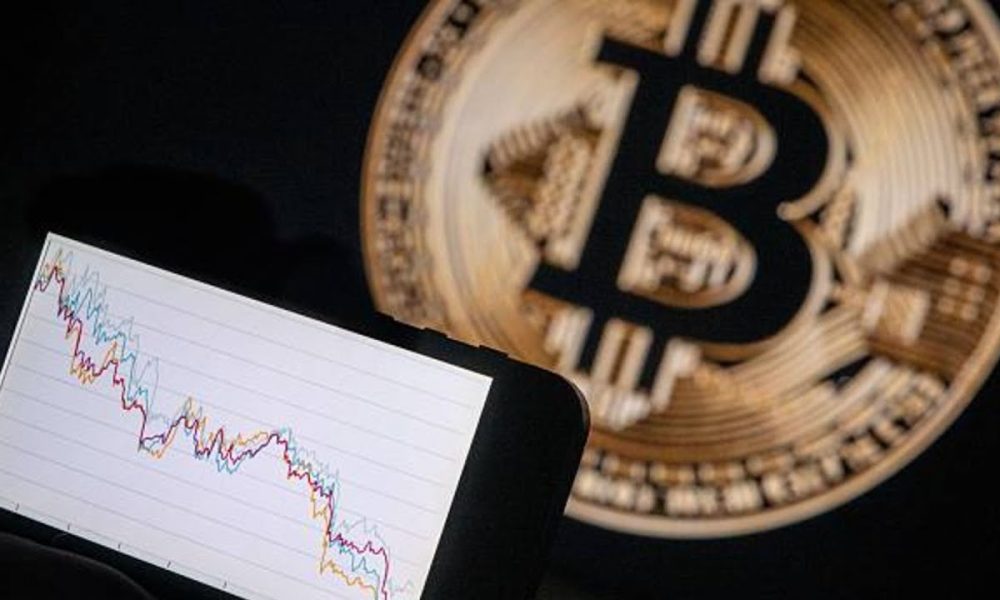 Bitcoin Crashes Below $70,000 as Collapse of Crypto Continues