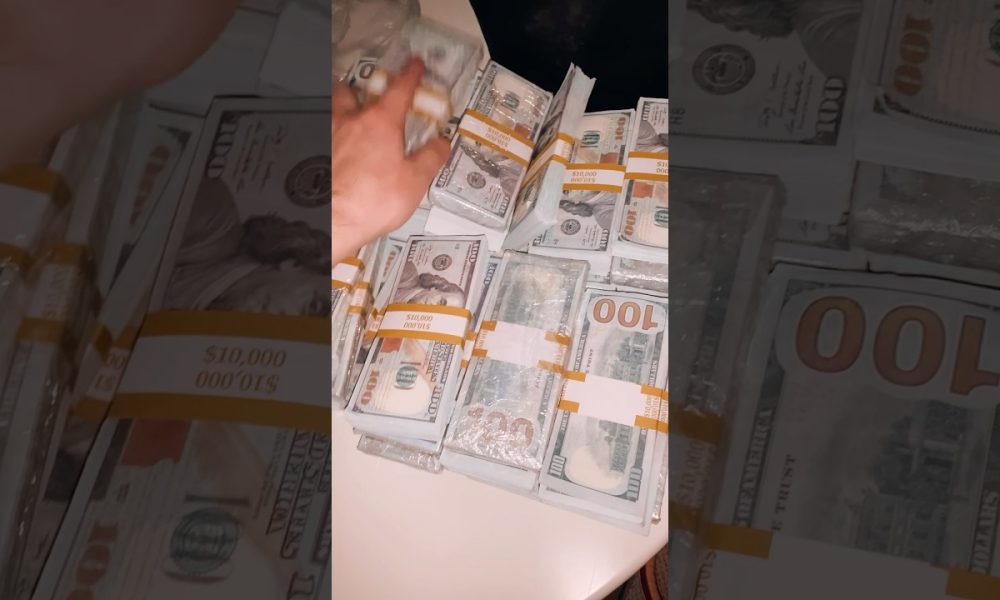 #money #millionaire #cash #affirmations #motivation #dollar